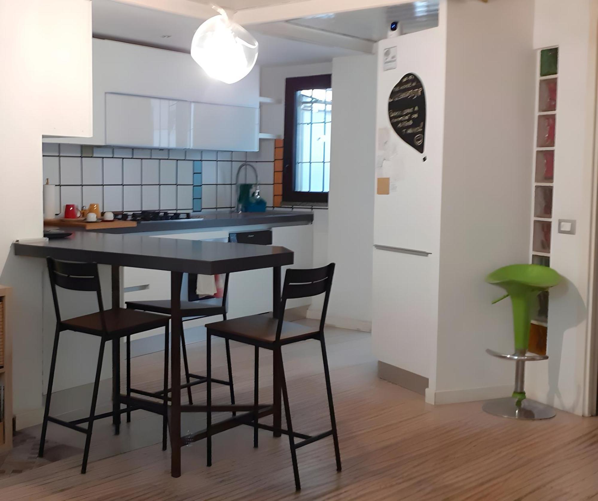 דירות מילאנו La Casa Nel Cortile-Free Parking מראה חיצוני תמונה